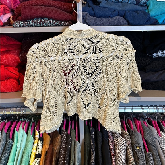 Unbranded tan/metallic gold threads short sleeve crocheted sweater shrug size XS - Picture 2 of 2